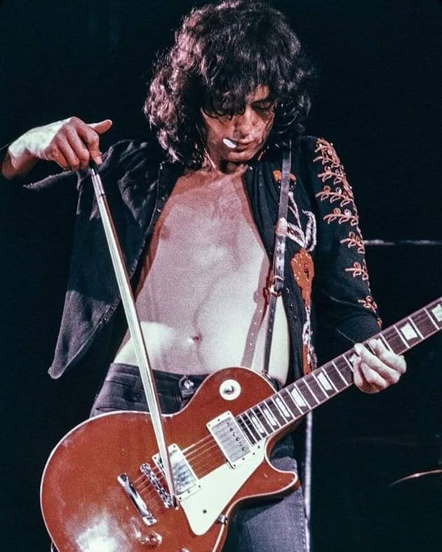 Jimmy Page — playing style image